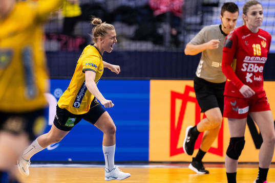 Nathalie Hagman of Sweden celebrates