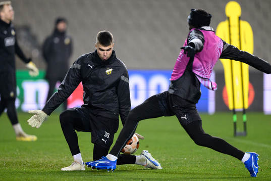 goalkeeper Sebastian Banozic