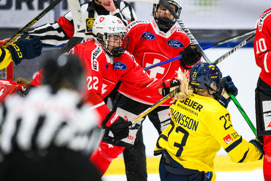 Schweizs Sinja Leemann och Sveriges Thea Johansson