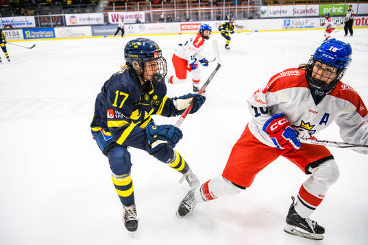 Sveriges Sofie Lundin och Tjeckiens Denisa Krizova