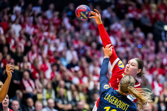 Line Haugsted of Denmark and Anna Lagerquist of Sweden