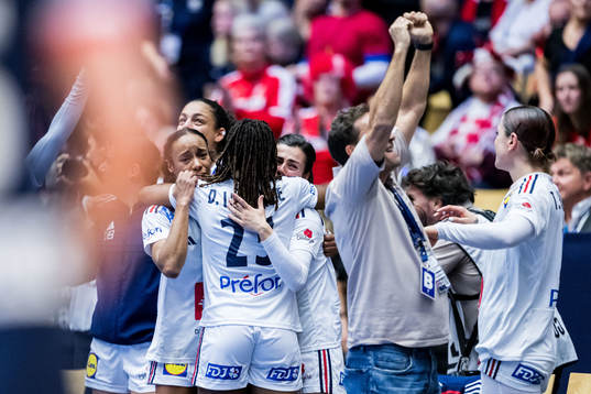 Players of France celebrate