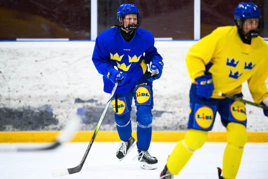 Ella Hellman of Sweden at a practice session