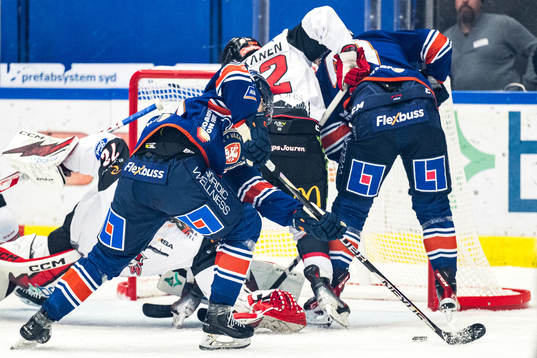 Växjös John Dahlström gör 1-0