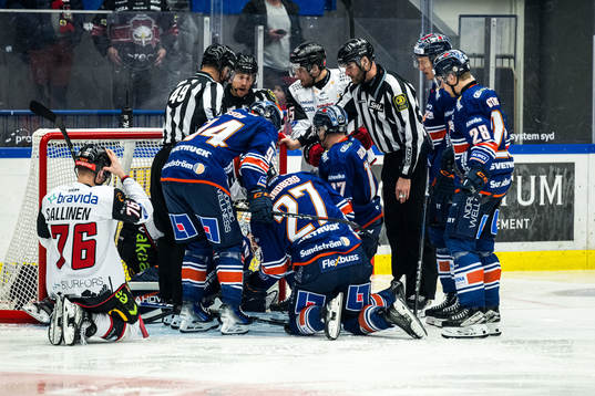 Växjös Martin Lundberg Stökigt i Växjös målgård