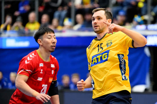 Hampus Wanne of Sweden celebrates