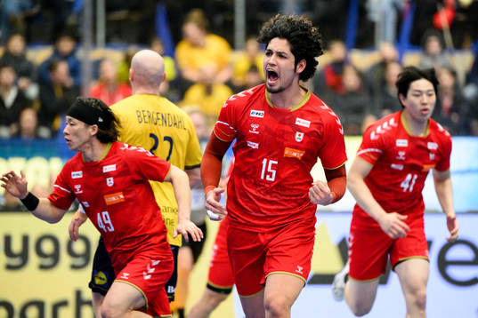 Adam Yuki Baig of Japan celebrates