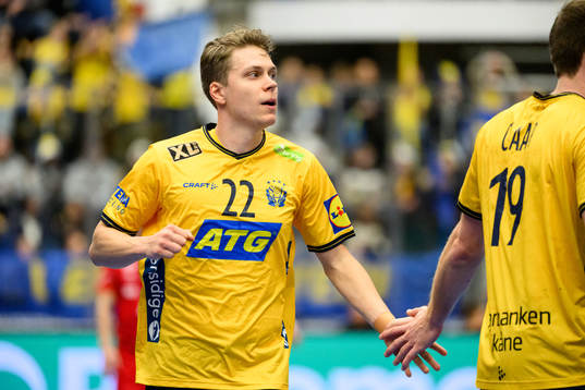 Lucas Pellas of Sweden celebrates