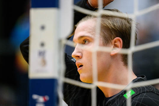 Goalkeeper Tobias Thulin