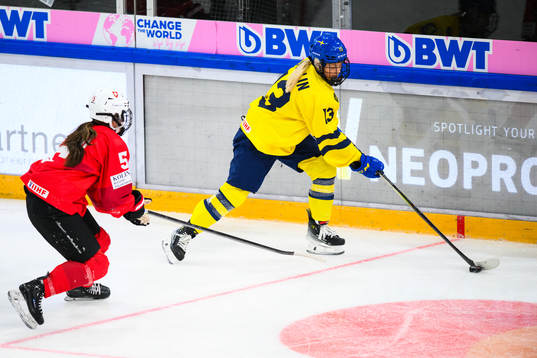 Mira Hallin of Sweden