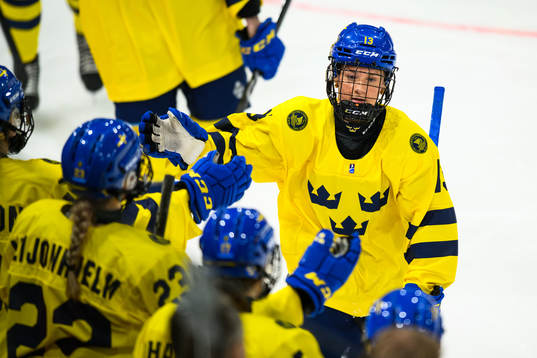 Mira Hallin of Sweden celebrates scoring 4-0