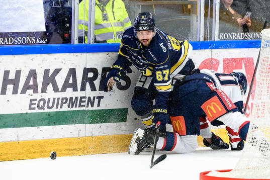 HV71s Oliwer Kaski