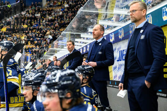 HV71s tränare Johan Lindbom