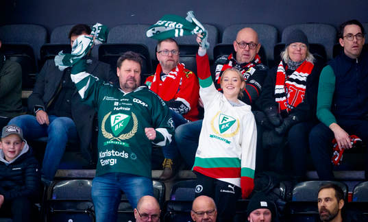 Färjestads supportrar jublar