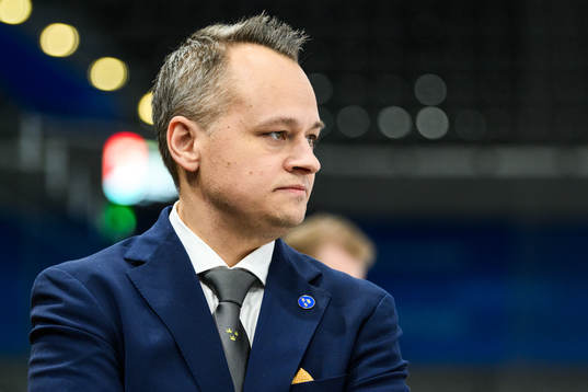 Head coach Andreas Karlsson of Sweden