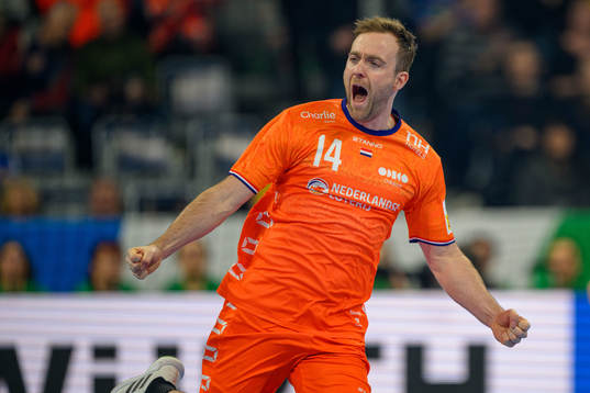 Bobby Schagen of the Netherlands celebrates