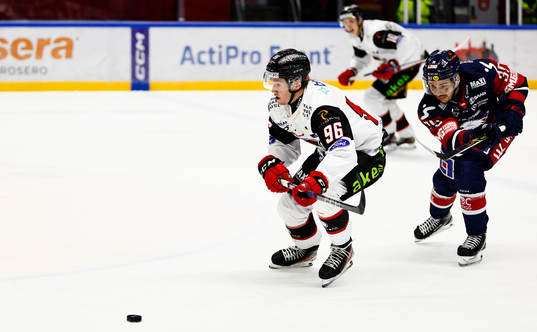 Malmö Redhawks Filip Barklund och Linköpings Ty Rattie