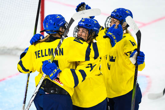 Ella Hellman of Sweden celebrates