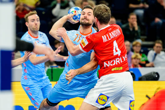 Dani Baijens of the Netherlands and Magnus Landin Jacobsen