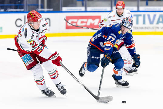 MoDos Theodor Niederbach och Växjös Tobias Rieder