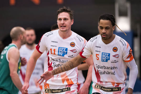 Borås Simon Gunnarsson och Jarred Godfrey jublar