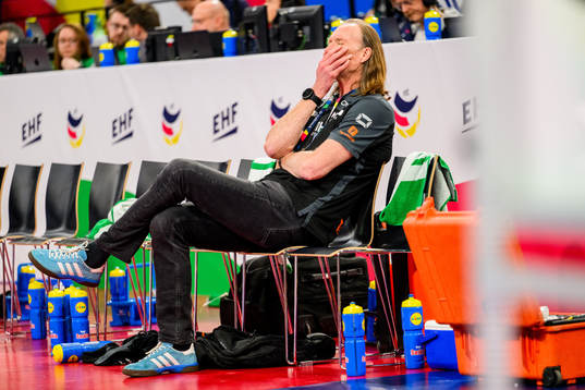 Head coach Staffan Olsson of the Netherlands looks dejected
