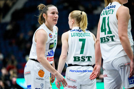 Södertäljes Frida Eldebrink och Klara Lundquist