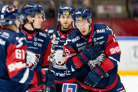 Linköpings Patrick Russell har ont