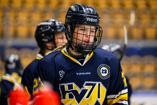 HV71s Anni Montonen