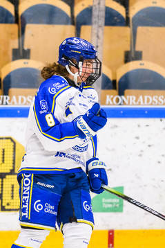 Leksands Ella Albinsson jublar