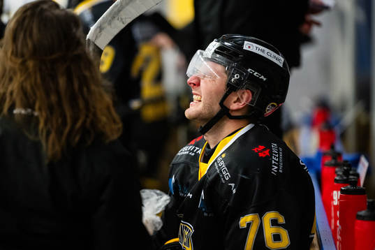 Panters Erik Sandgren har ont