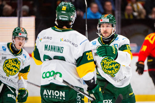 Björklövens Fredric Andersson jublar