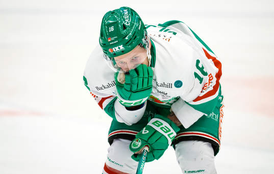 Rögles Valtteri Viljanen har ont