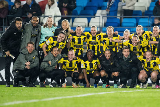 Players of Häcken celebrate