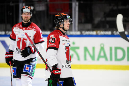 Örebros Elias Ekström deppar