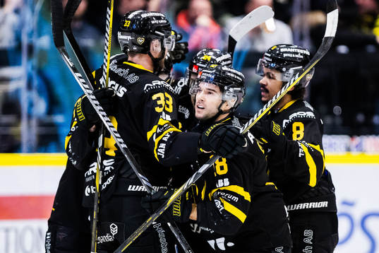 Västerås Shane Gersich jublar
