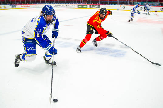 Leksands Ella Albinsson och Brynäs Jenniina Nylund