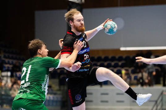 HK Malmös Magnus Persson och Hammarbys Anders Wik Rydberg