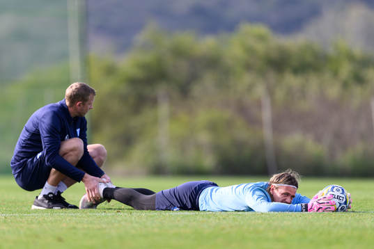 Malmö FFs fysioterapeut Alexander Nilsson och målvakt