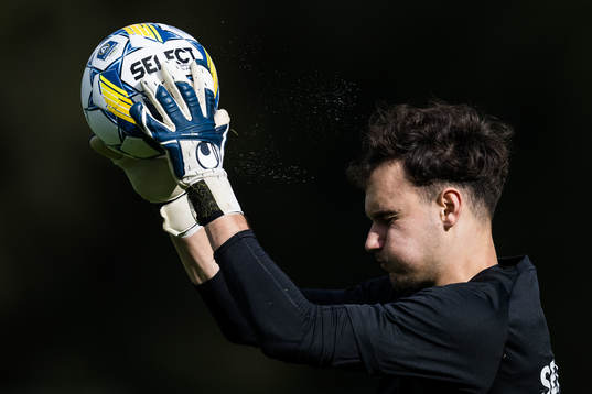 IFK Göteborgs målvakt Elis Bishesari