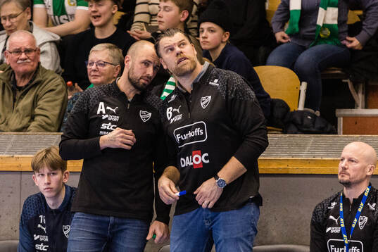 Skövdes tränare Kristian Svensson och assisterande