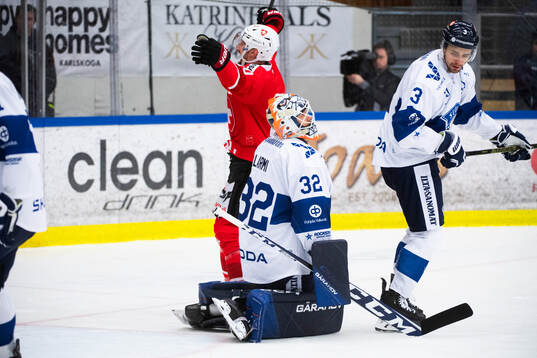 Tristan Scherwey of Switzerland celebrates and goalkeeper