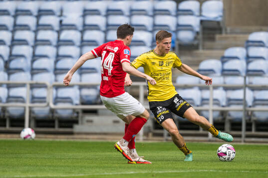 Mark Brink of Silkeborg and Gottfrid Rapp of Elfsborg
