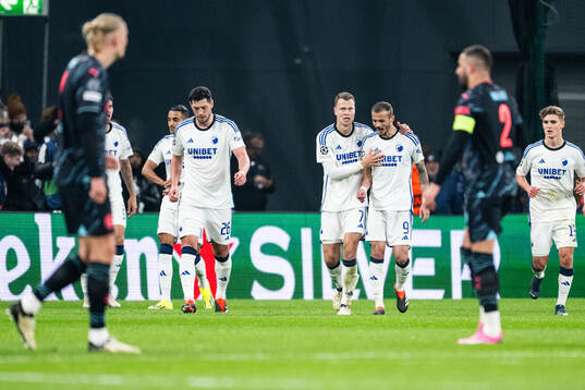 Viktor Claesson of FC Copenhagen celebrates with Diogo