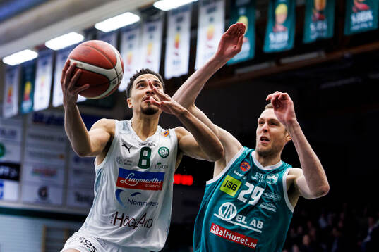 Nässjös Charles Barton Jr och Södertäljes Nick Spires