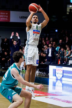 Nässjös Charles Barton Jr