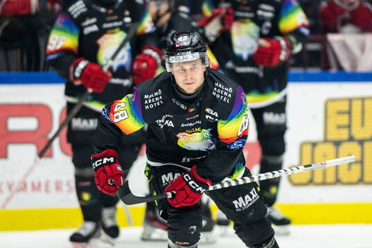 Malmö Redhawks Lauri Pajuniemi jublar