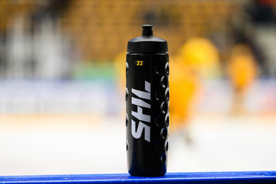 Vattenflaska med SHL logotyp