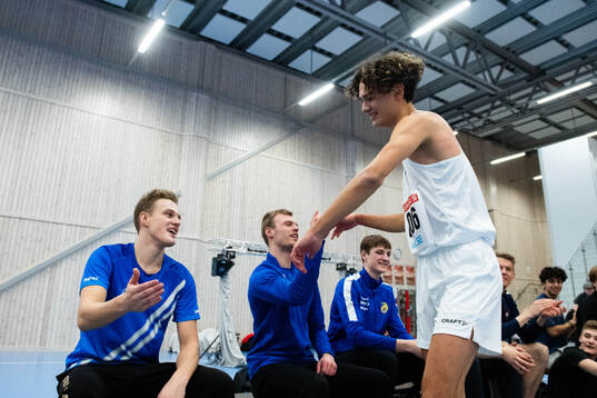 Melwin Lycke Holm jublar