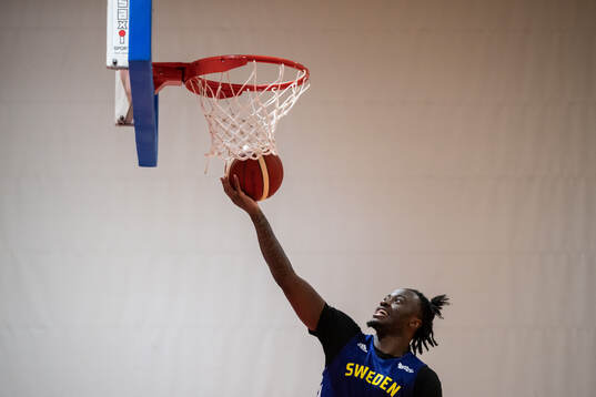 Bläddra bland fler bilder av Basket, Sverige, Träning 